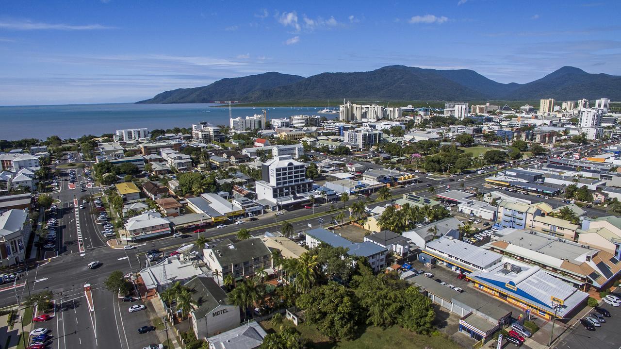 Sunshine Tower Hotel Cairns Exterior foto